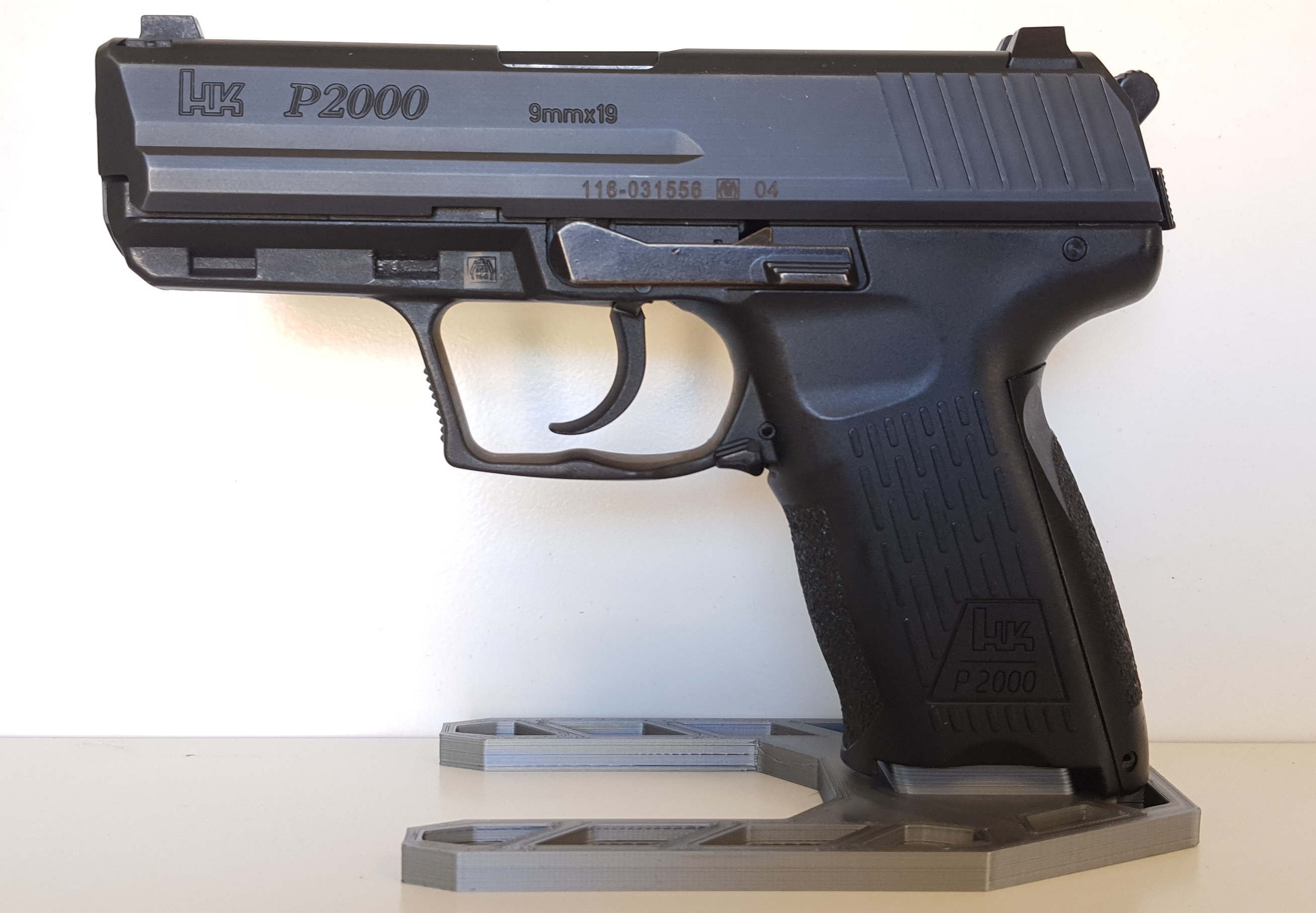 HK P2000