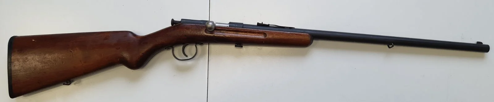 Valmet Orava M-49